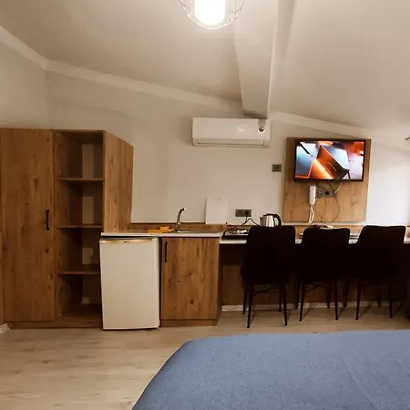 Apart Otel Life Span 3*